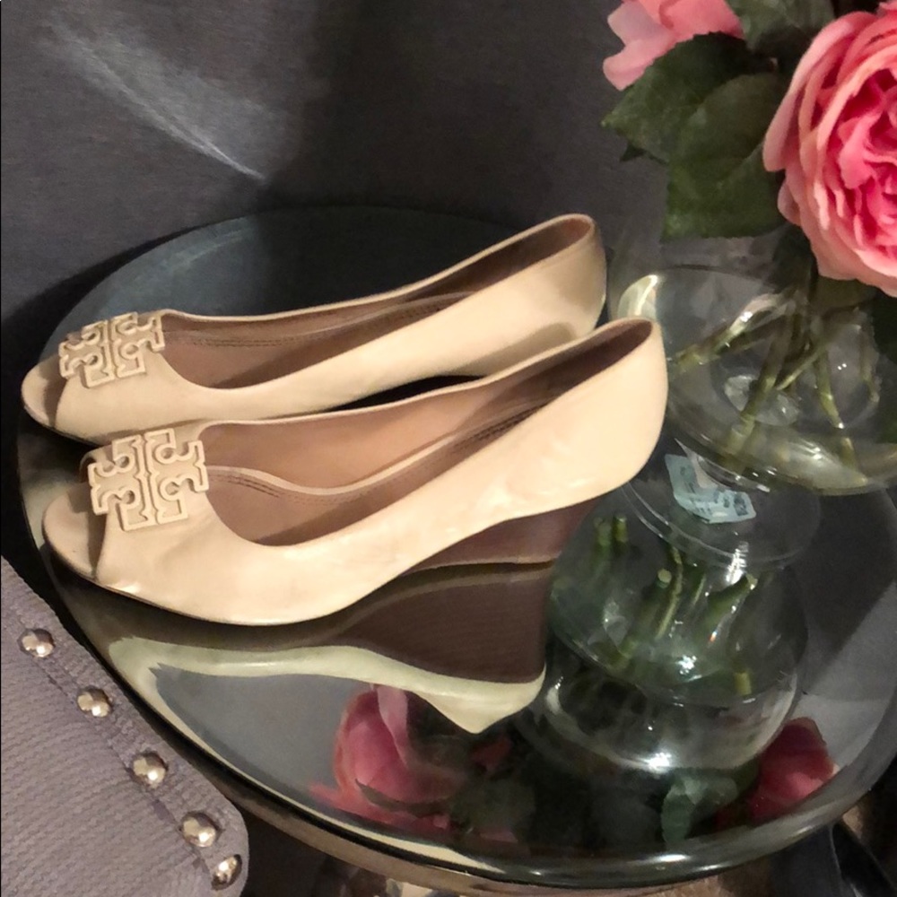 Tory Burch - Picture 2 of 7
